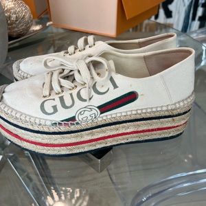 GUCCI
Web Accent Canvas Espadrille Sneakers ( Accepting offers)